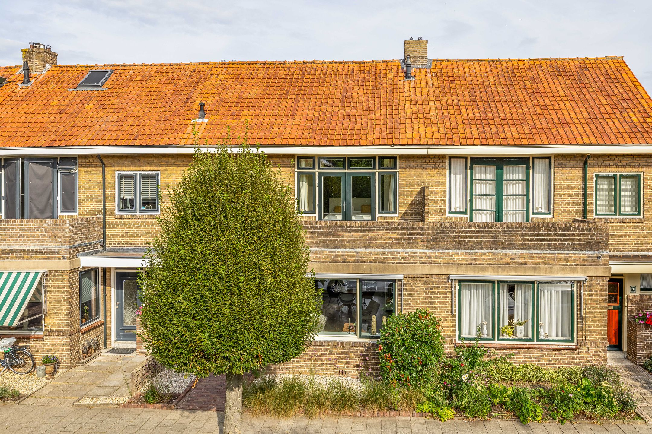 Photo 6 of Olivier van Noortstraat 18