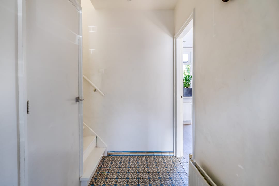 Photo 11 of Olivier van Noortstraat 18