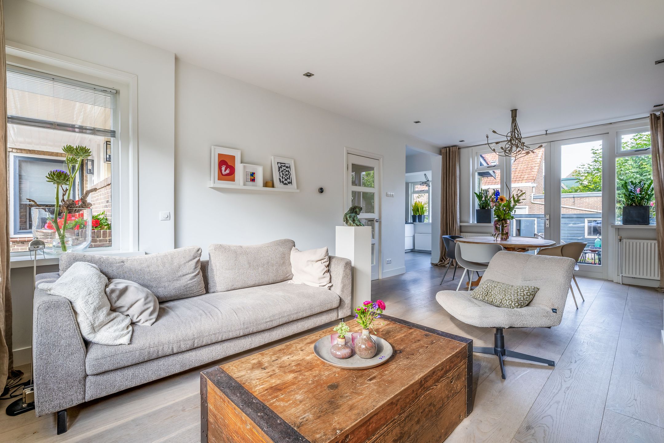 Photo 15 of Olivier van Noortstraat 18