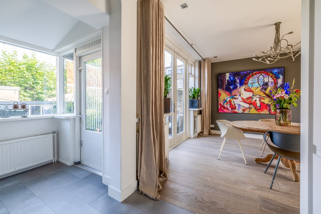 Photo 22 of Olivier van Noortstraat 18