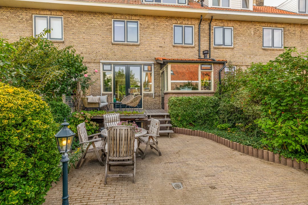 Photo 26 of Olivier van Noortstraat 18