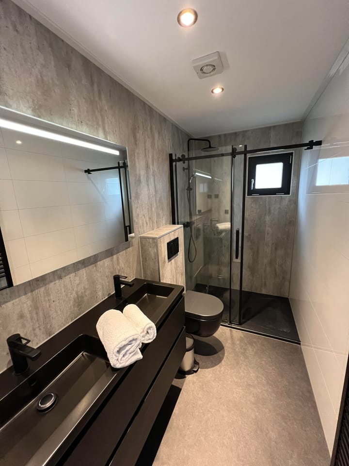 Photo 39 of Rijnbandijk 36-A