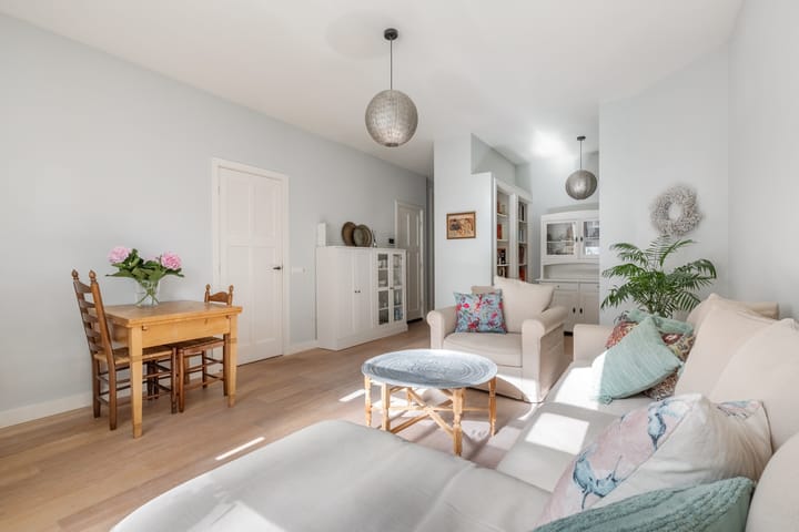 Photo 11 of Aalsmeerweg 82-H