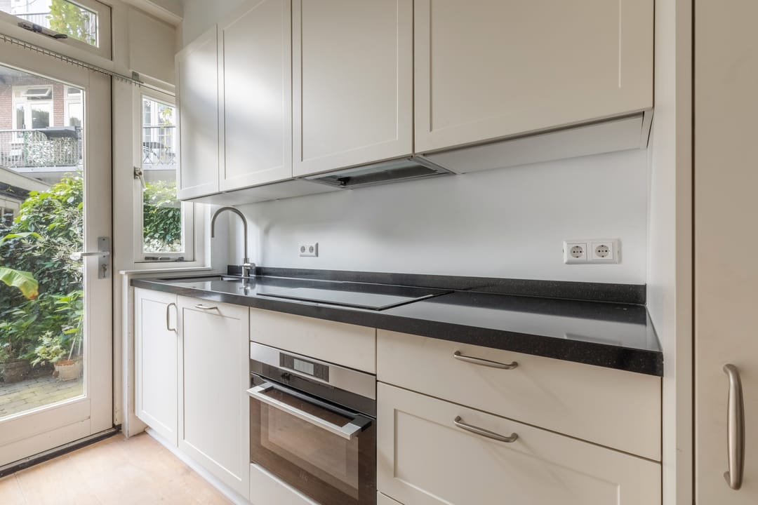 Foto 13 van Aalsmeerweg 82-H