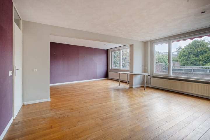 Photo 2 of Schuitenberg 12-L