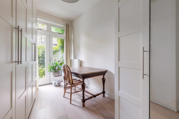 Photo 18 of Aalsmeerweg 82-H