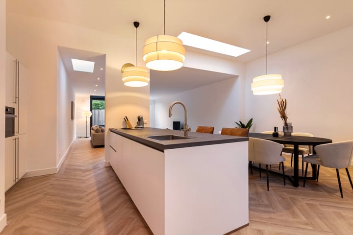 Foto 10 van Burgemeester van Nispen van Sevenaerstraat 5-A