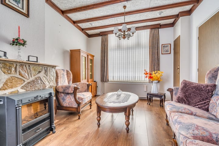 Photo 4 of Hoogstraat 36