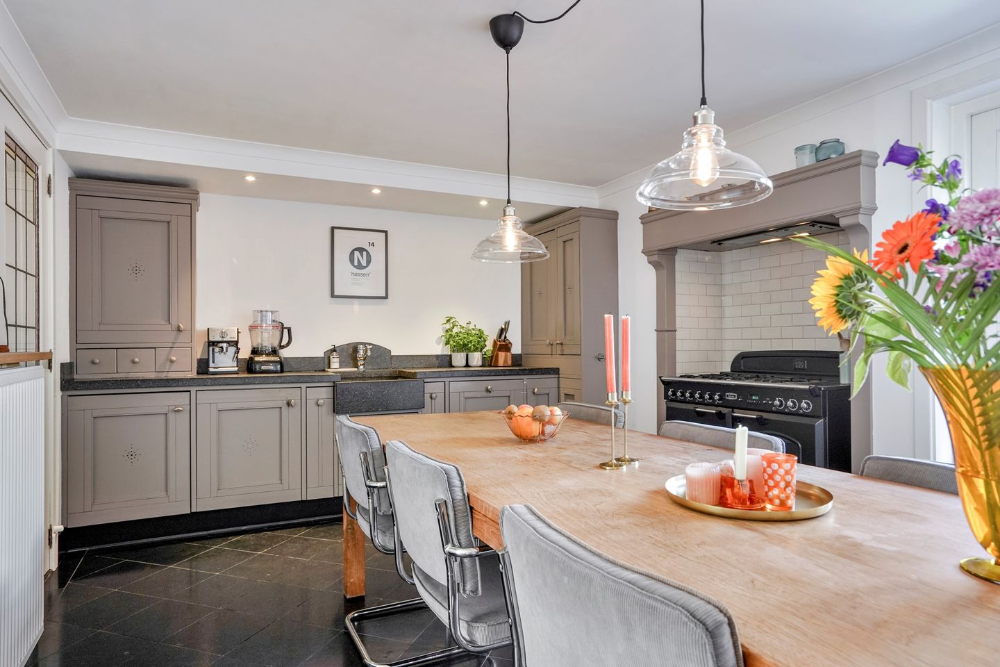 Photo 10 of Hoefstraat 252