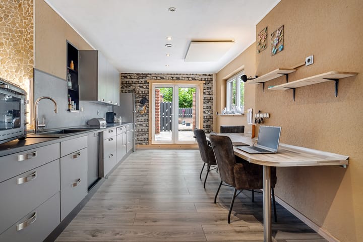 Foto 11 van Erensteinerstraat 65