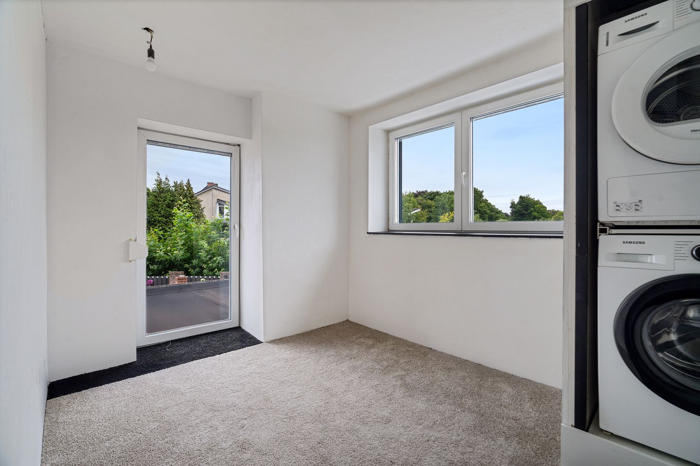 Photo 14 of Erensteinerstraat 65