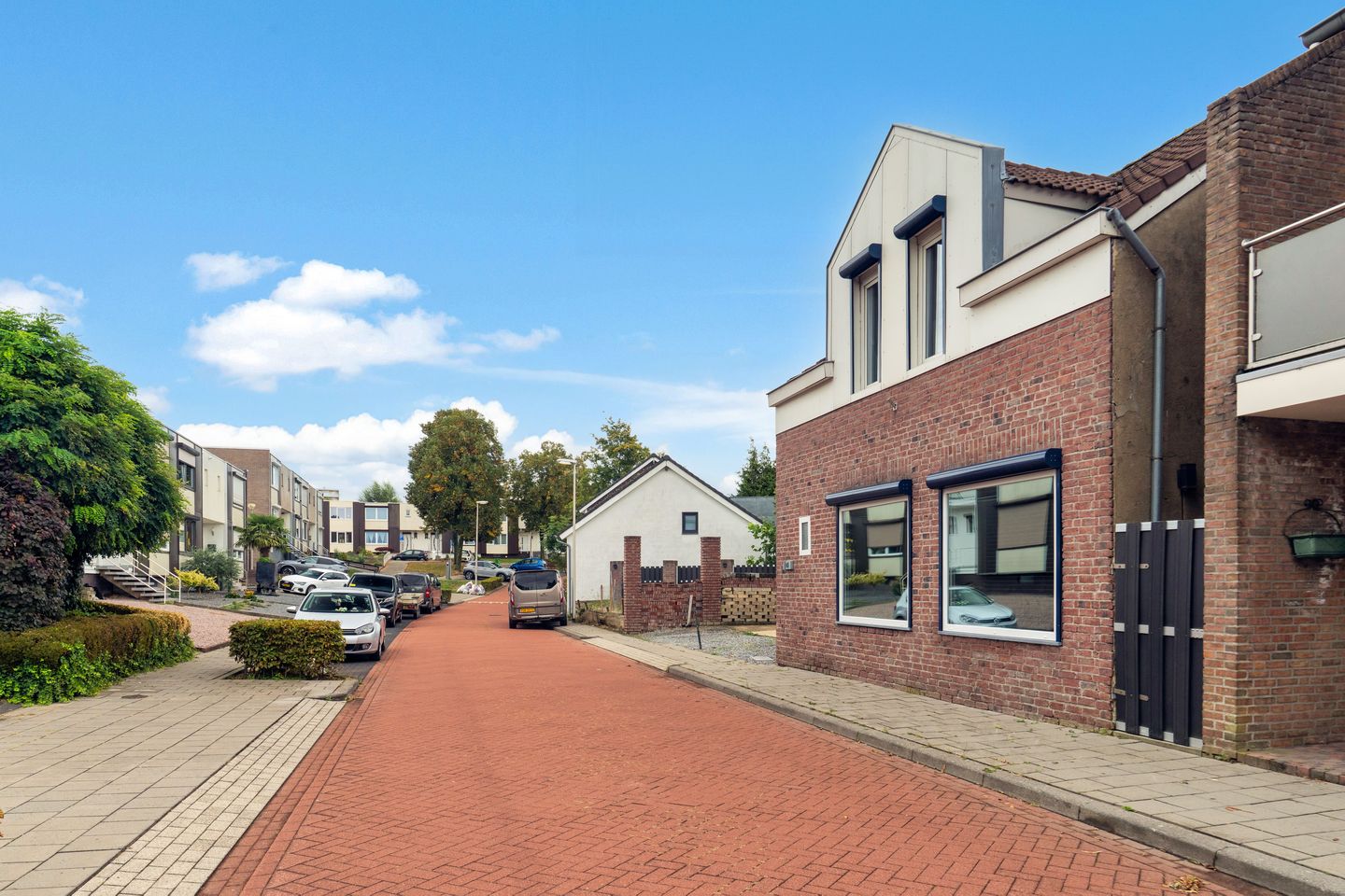 Photo 29 of Erensteinerstraat 65