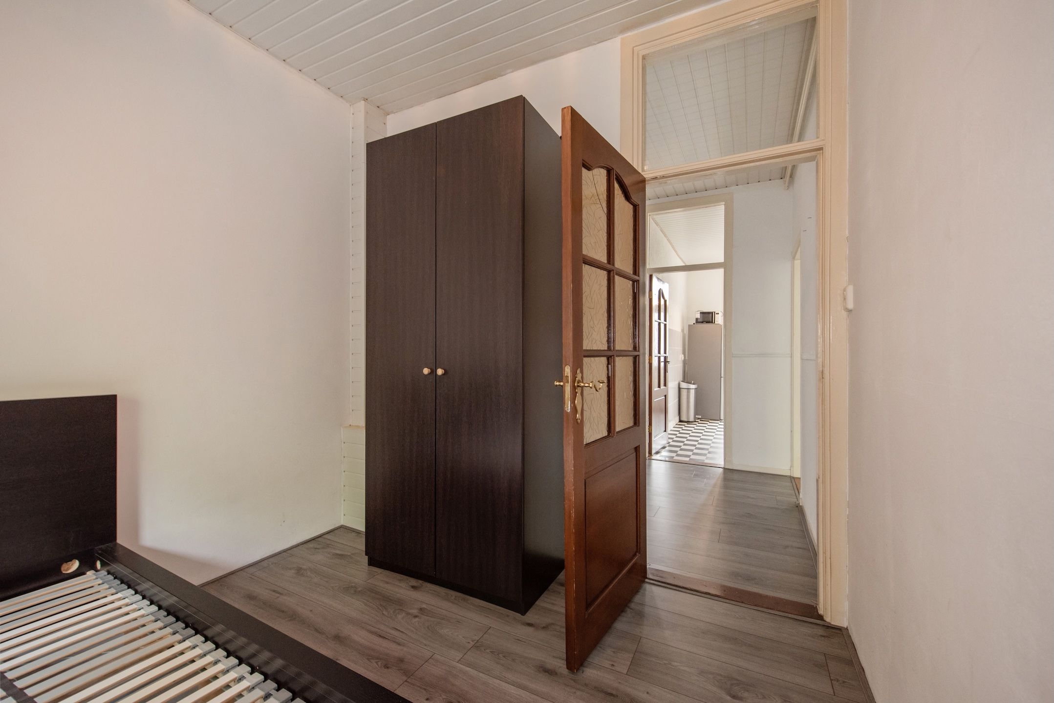 Foto 18 van Caan van Necklaan 86