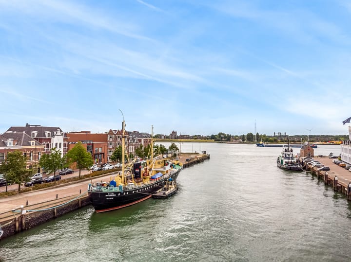 Photo 6 of Burg. De Jonghkade 26-C