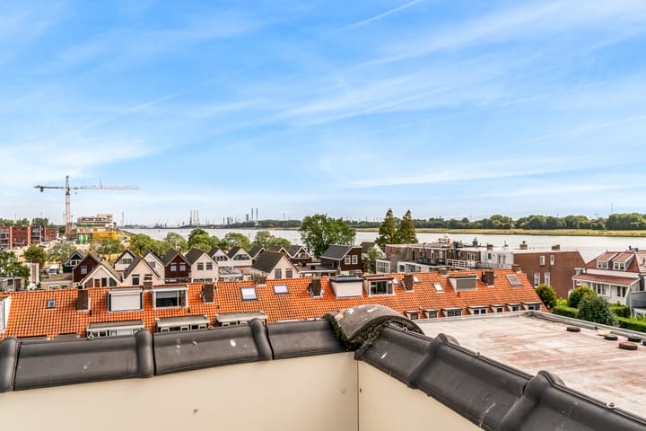 Photo 35 of Burg. De Jonghkade 26-C