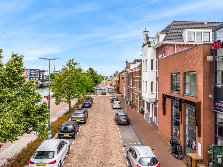 Photo 44 of Burg. De Jonghkade 26-C