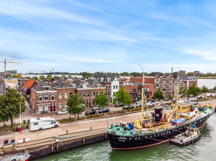 Photo 46 of Burg. De Jonghkade 26-C