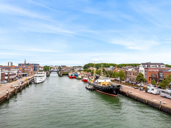 Photo 48 of Burg. De Jonghkade 26-C