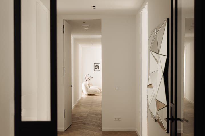 Photo 20 of Valeriusplein 9-B7