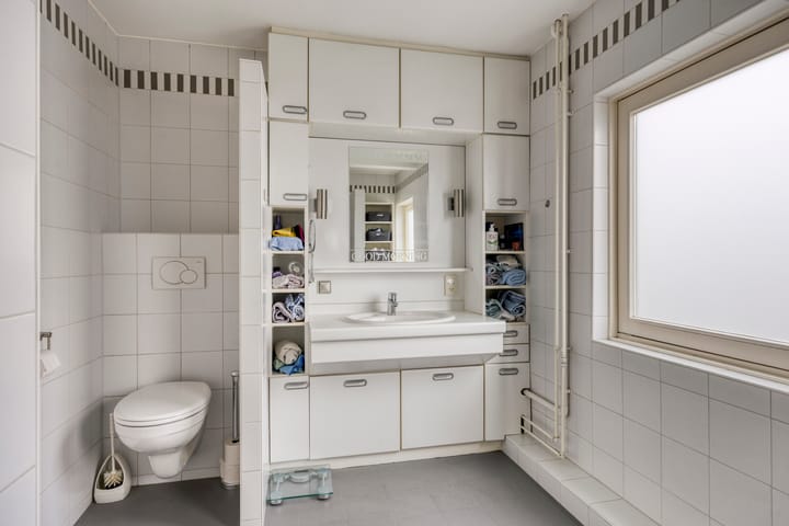 Photo 27 of Schadewijkstraat 36