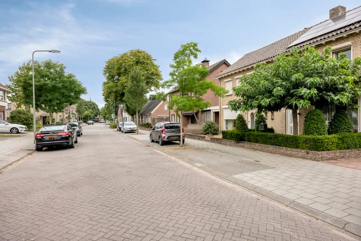 Photo 46 of Schadewijkstraat 36