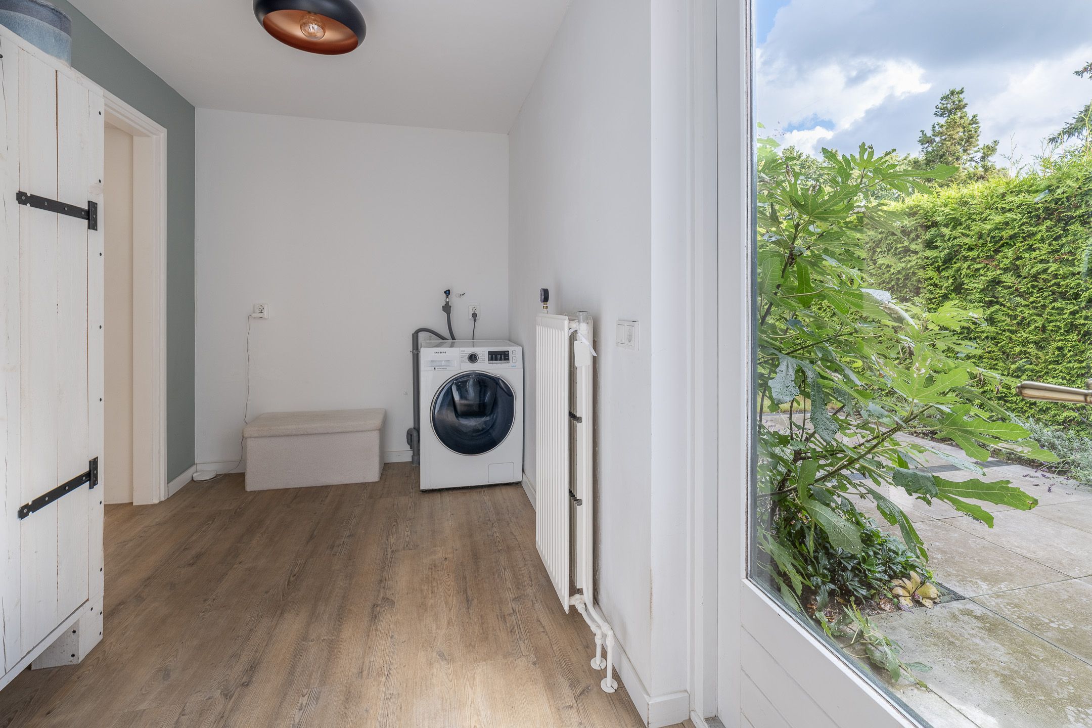 Photo 21 of Oude Rijksstraatweg 8-A