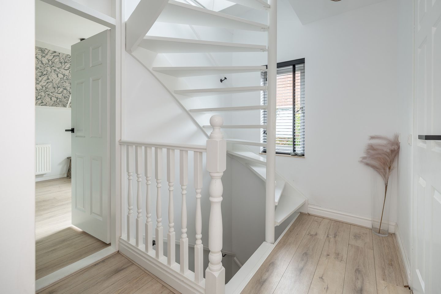 Photo 35 of Oude Rijksstraatweg 8-A