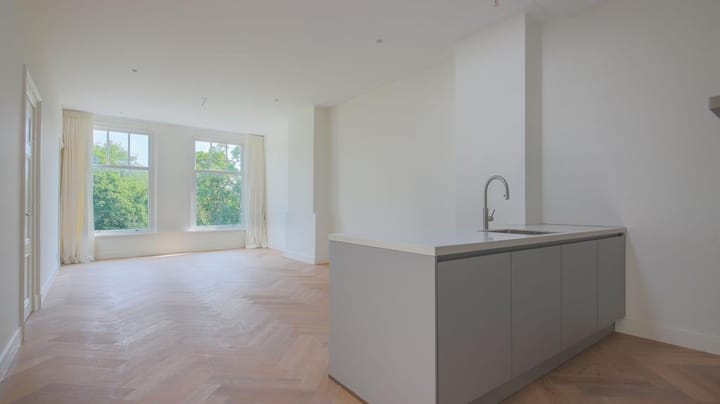 Photo 4 of Frederiksplein 16-3