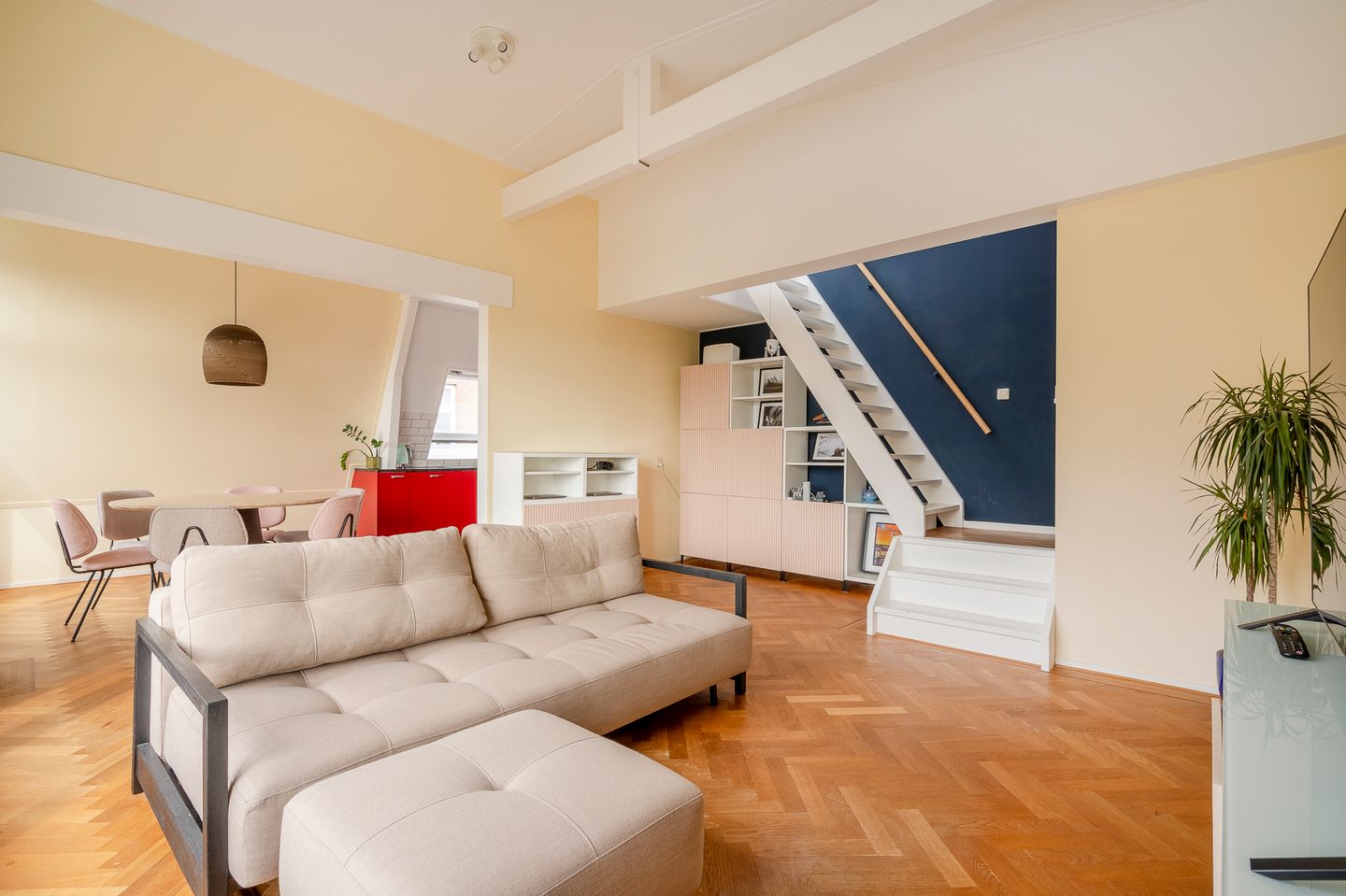 Foto 1 van Van de Spiegelstraat 16-F