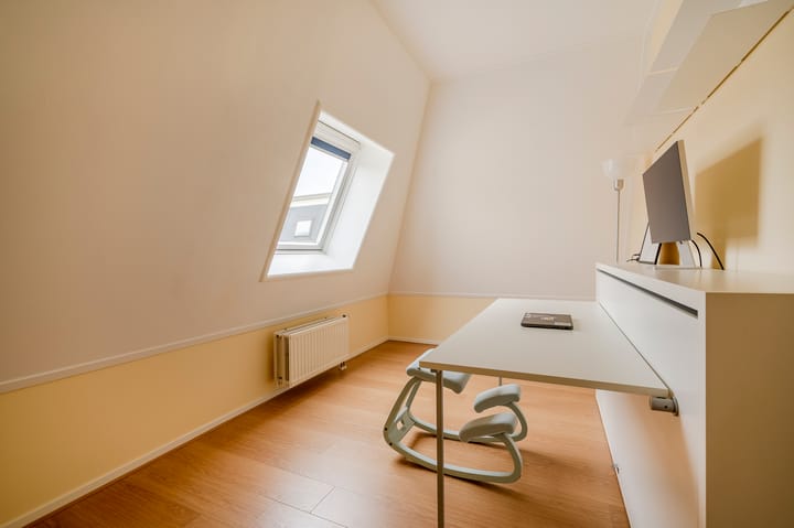 Foto 25 van Van de Spiegelstraat 16-F