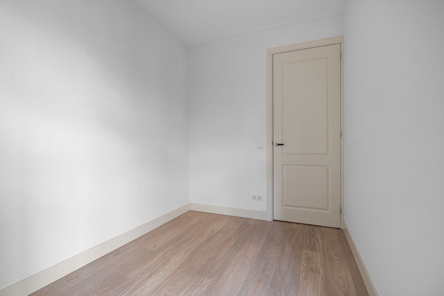 Foto 14 van Kinderdijkstraat 91-1