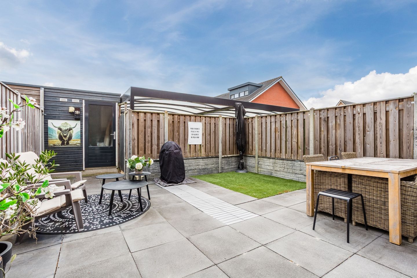 Photo 4 of Donald Ducklaan 18