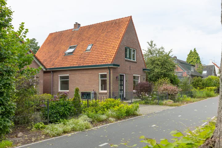 Photo 2 of Ruurloseweg 22