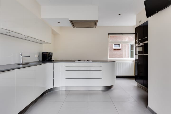 Photo 3 of Ruurloseweg 22