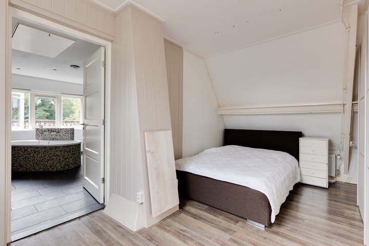 Photo 25 of Ruurloseweg 22