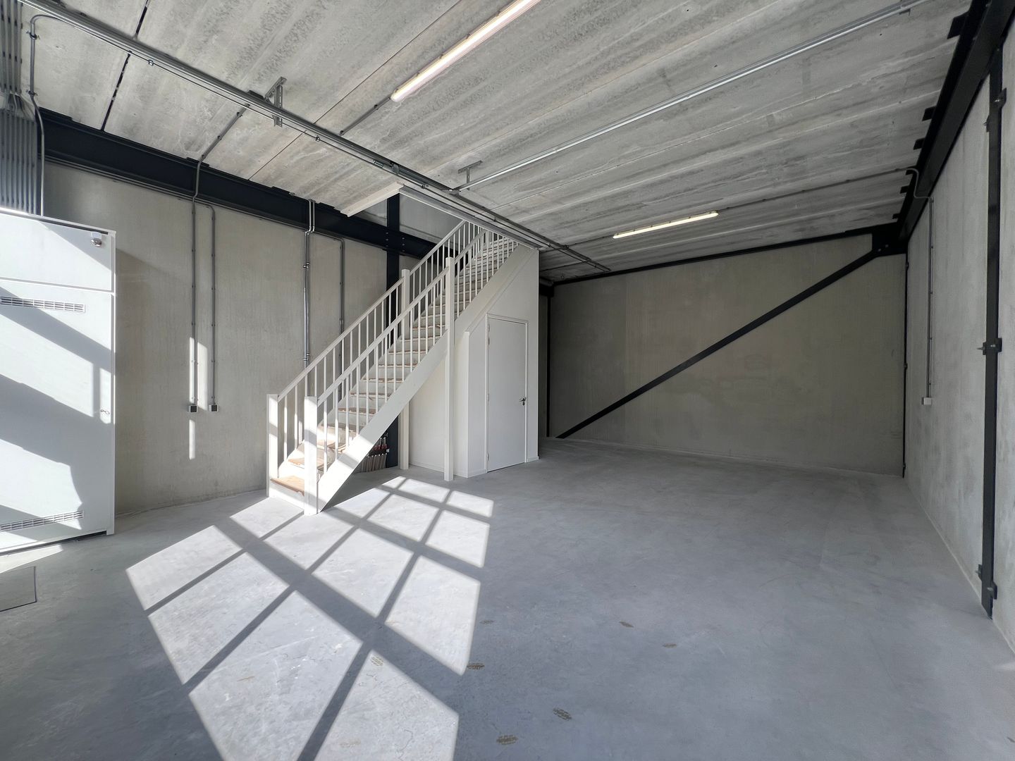 View photo 5 of Lelystraat 70-b