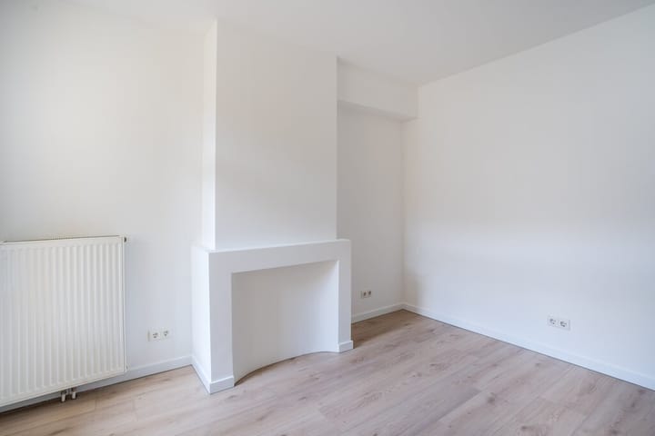 Photo 10 of Haarlemmerweg 185-1