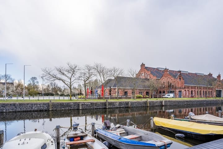 Photo 19 of Haarlemmerweg 185-1