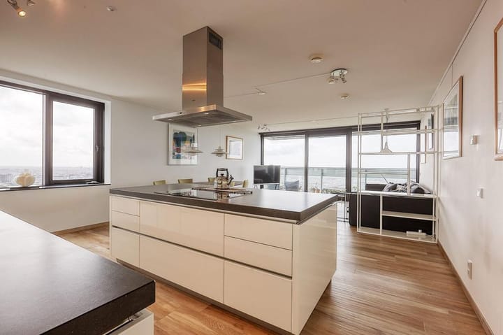 Photo 8 of Anna van Buerenplein 269