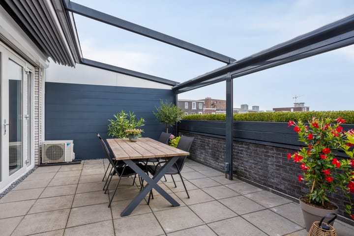 Foto 27 van Denemarkenstraat 106