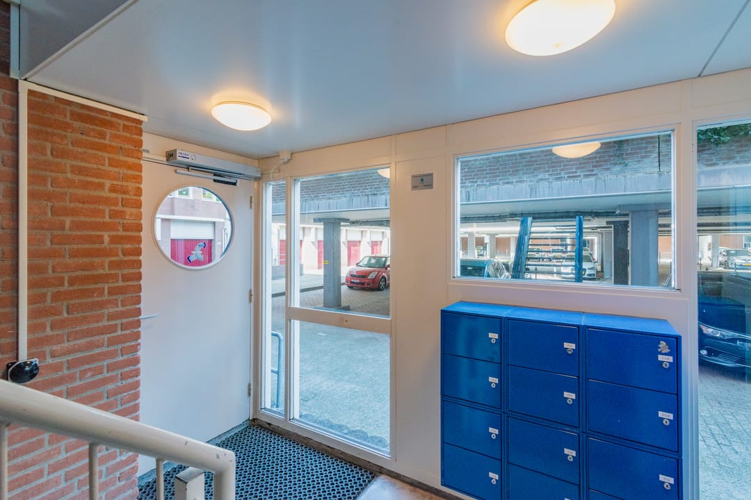 Foto 17 van Marshallplein 220