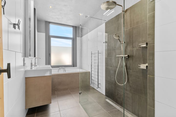 Foto 33 van Weimarstraat 299