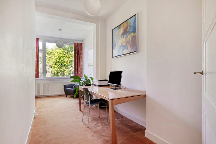 Photo 38 of Vijverlaan 47