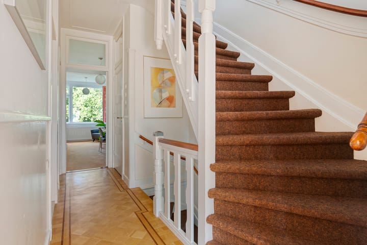 Photo 40 of Vijverlaan 47