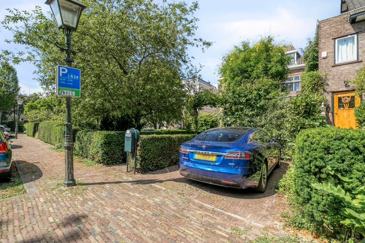 Photo 52 of Vijverlaan 47