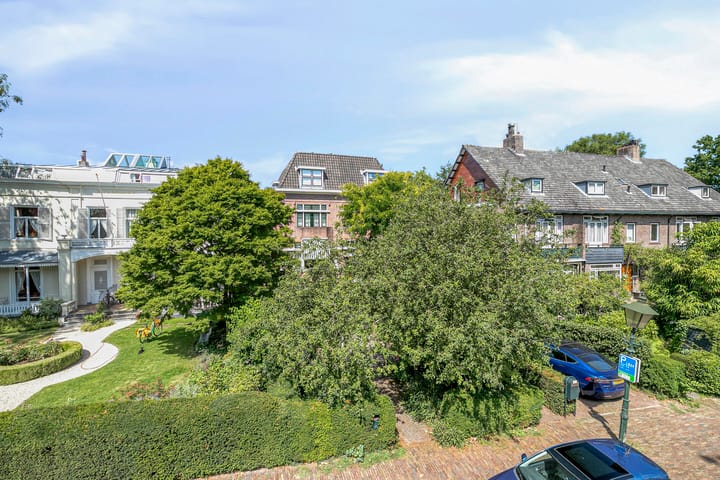 Photo 54 of Vijverlaan 47