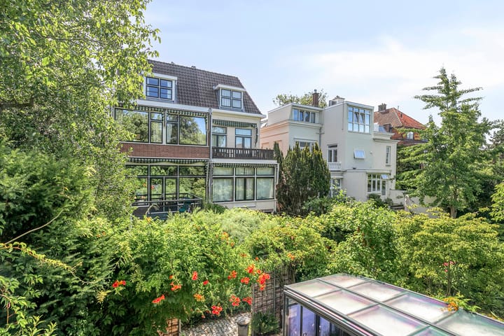 Photo 58 of Vijverlaan 47