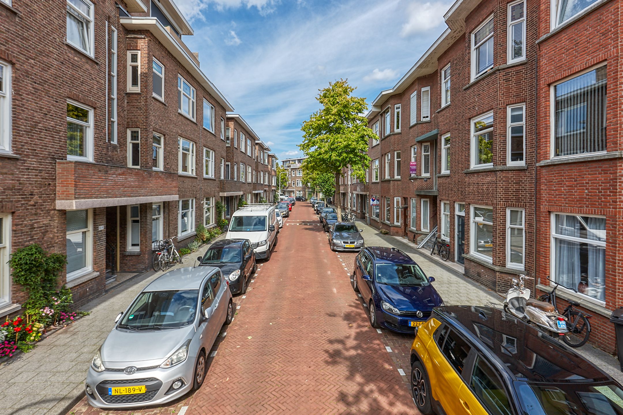 Photo 24 of Altingstraat 86