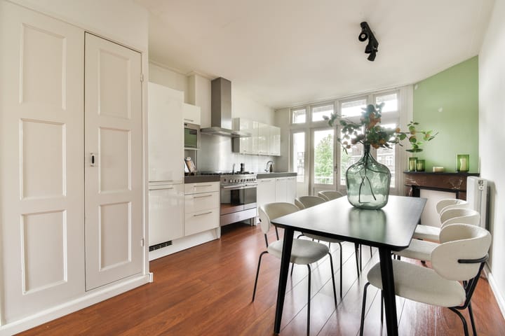 Foto 8 van Paramariboplein 23-3