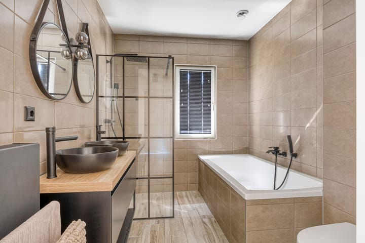 Foto 16 van Sint-Annaziekenhuislaan 2